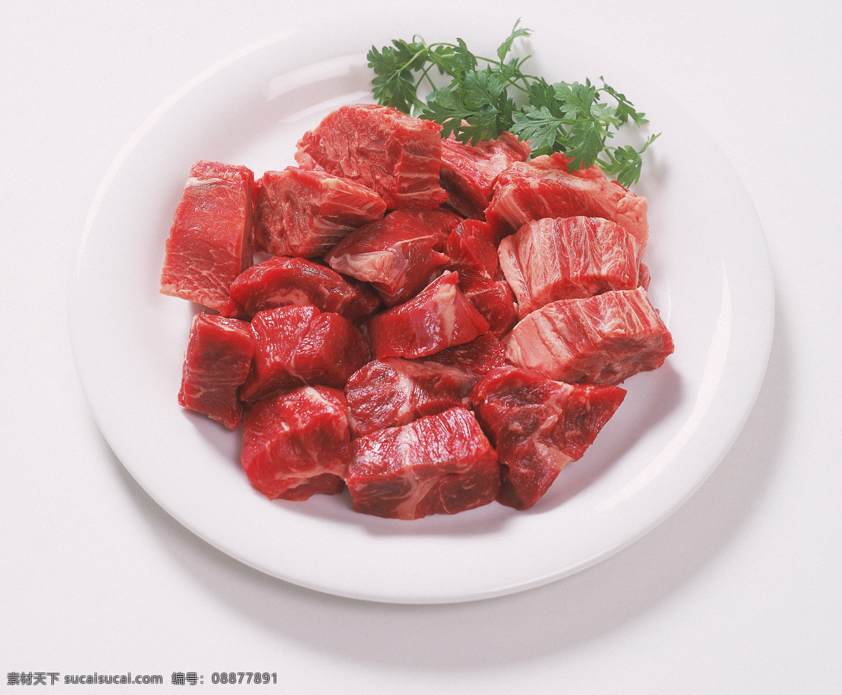 盘子 内 肉 块 肉块 肉食 肉类 食物 美食 食材原料 餐饮美食
