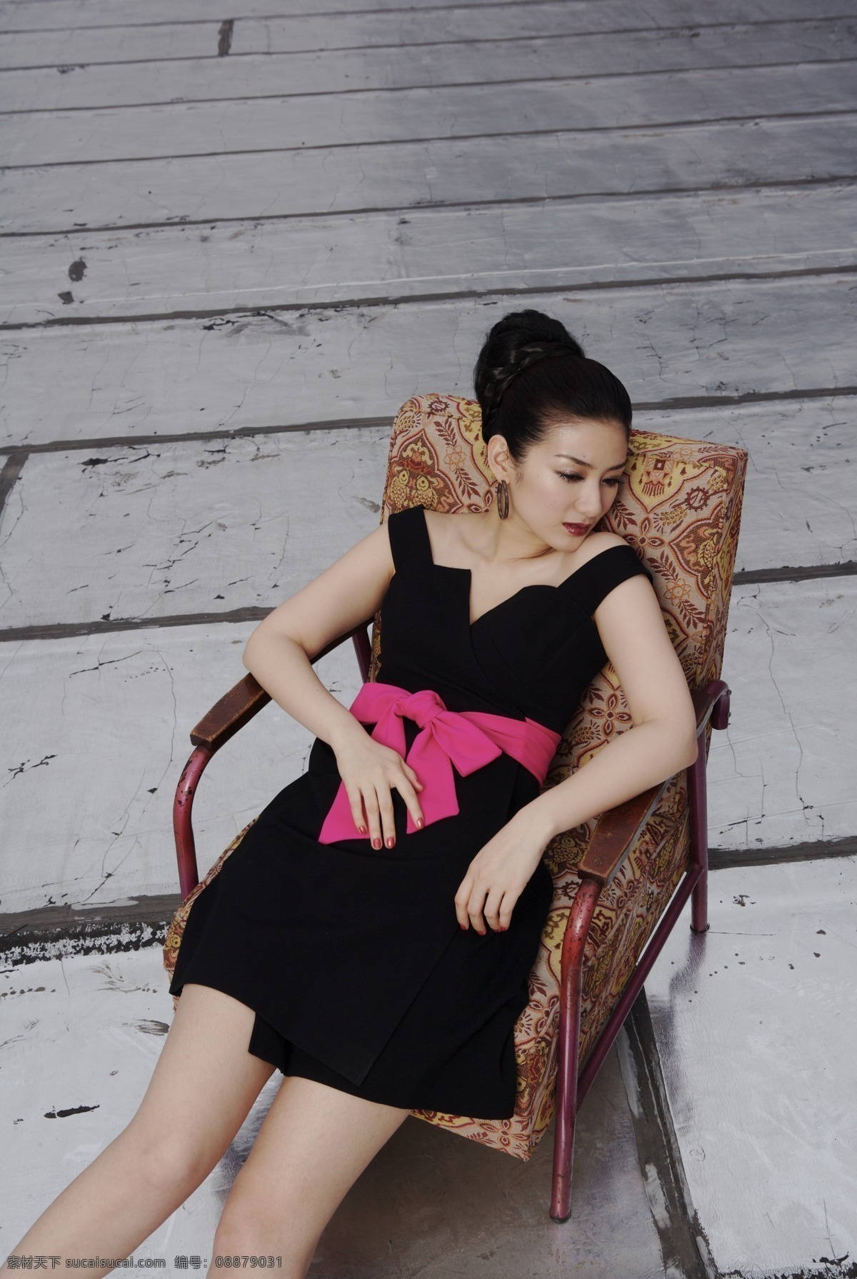 黄奕发型图 发型图片 明星偶象 美女 黄奕 小燕子 还珠格格 演员 人物素材 孙平形象设计 明星偶像 人物图库
