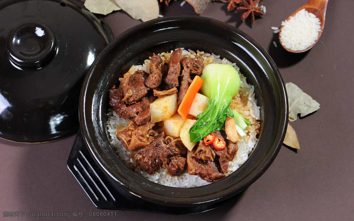 美味的肉煲饭 美味 美食 肉煲饭 蔬菜 青菜 米饭 美食图片 餐饮美食 传统美食