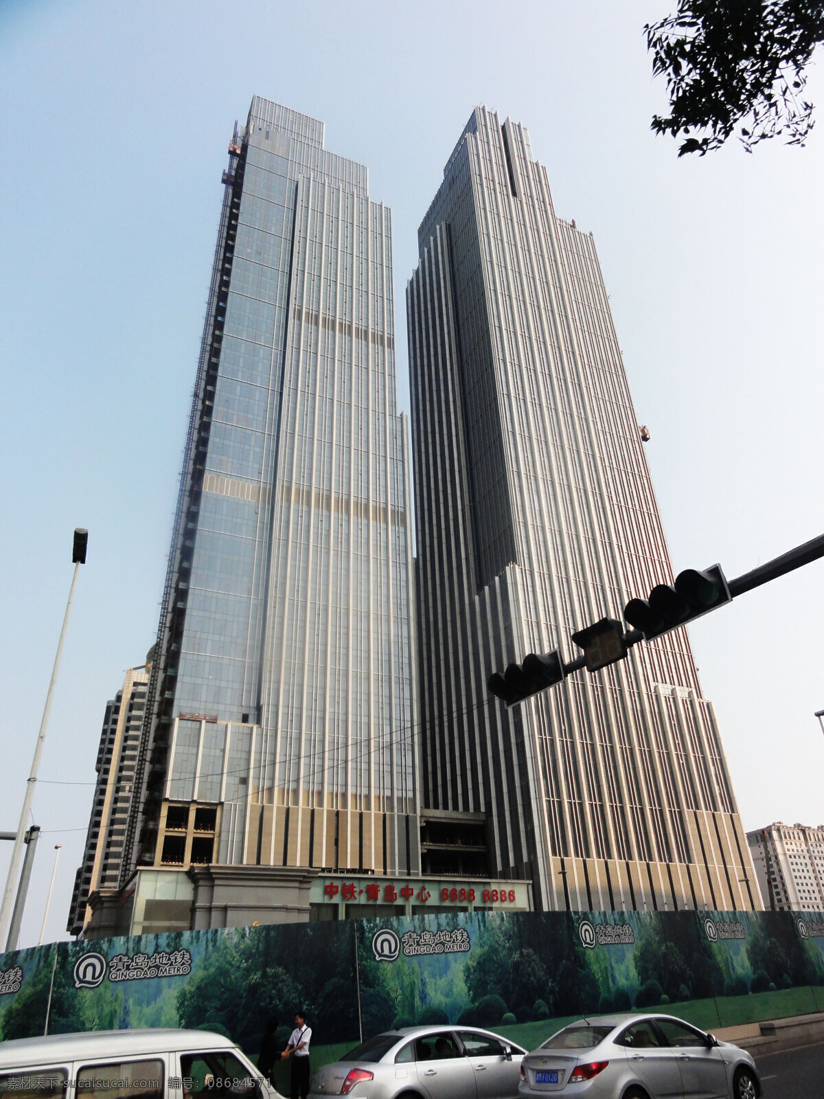 青岛 建筑 高楼 建筑摄影 建筑园林 汽车 树木 宣传牌 指示灯 青岛建筑 装饰素材 灯饰素材