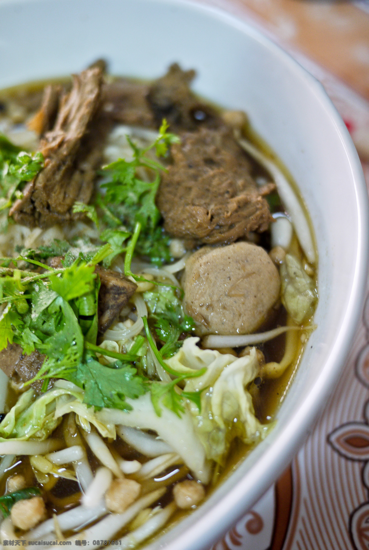 杂烩汤 牛肉丸 汤 小吃 西餐 中餐 美味 冷餐 可口 经典 盘子 餐具 秀色可餐 美食 食物 烹饪 午餐 晚餐 精致 好吃 味美 好味道 健康 食品 绿色食品 熟食 堂食 丸子 传统美食 餐饮美食