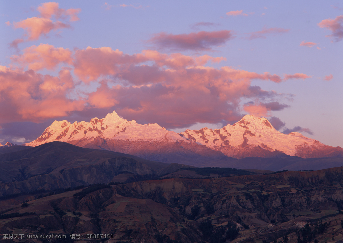 雪山夕阳 风景 风景背景 风景画 风景素材 风景图 海洋 海洋背景 海洋世界 河流 河流风景 日落 山脉 山脉蓝天 山景 南极洲 北极洲 雪山 雪山高山 雪山风景 雪花 雪景 雪地 景色 景色背景 景观 景物 景观设计 景点 自然 自然风景 自然景观 自然风光 自然景色 山水 山峰 山水风景 山水背景 山水风光 蓝天白云 瀑布 瀑布风景 湖泊 湖水风景 湖面 湖景 湖畔 装饰素材 山水风景画