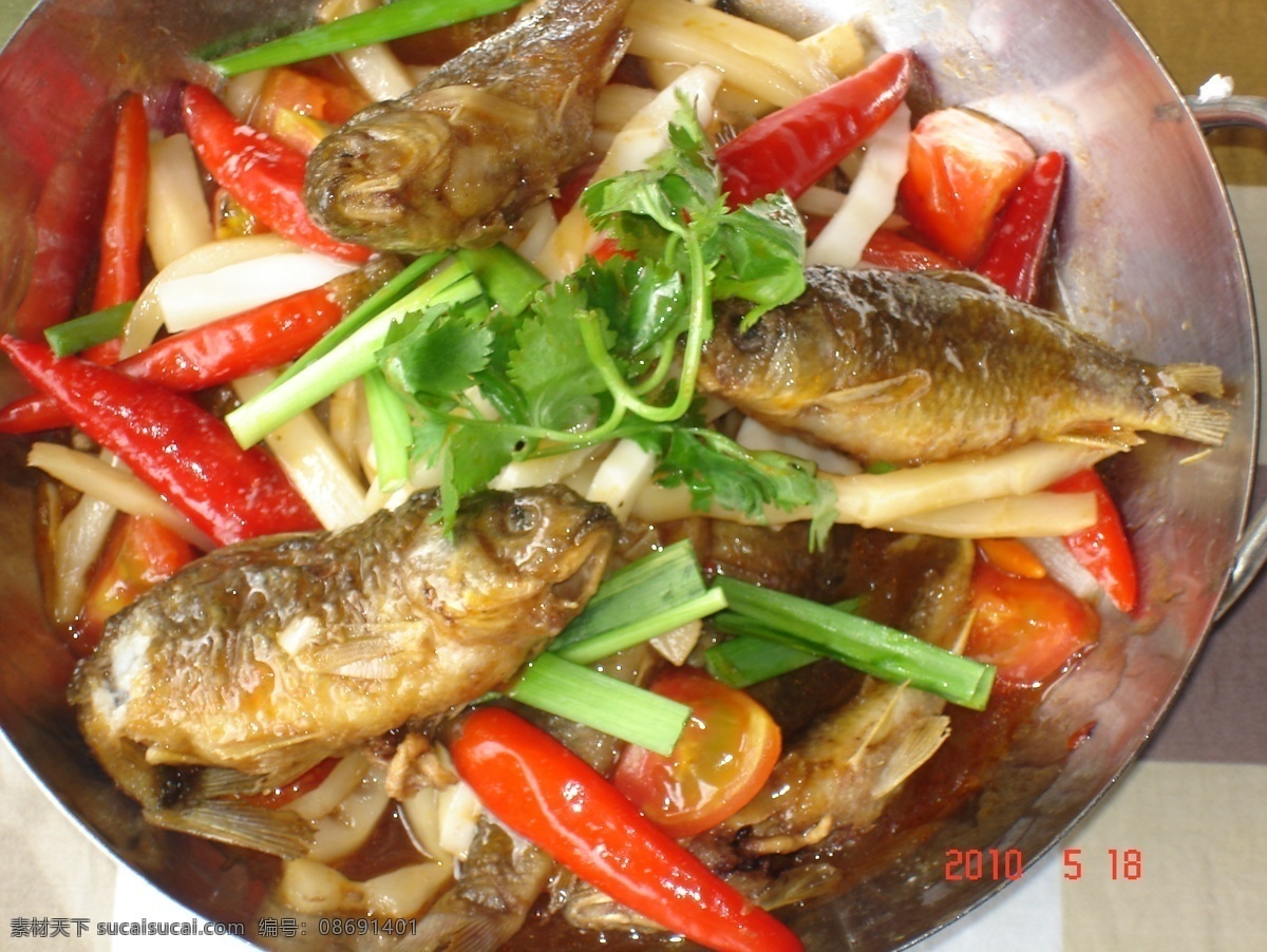 锅仔禾花鱼 传统美食 餐饮美食