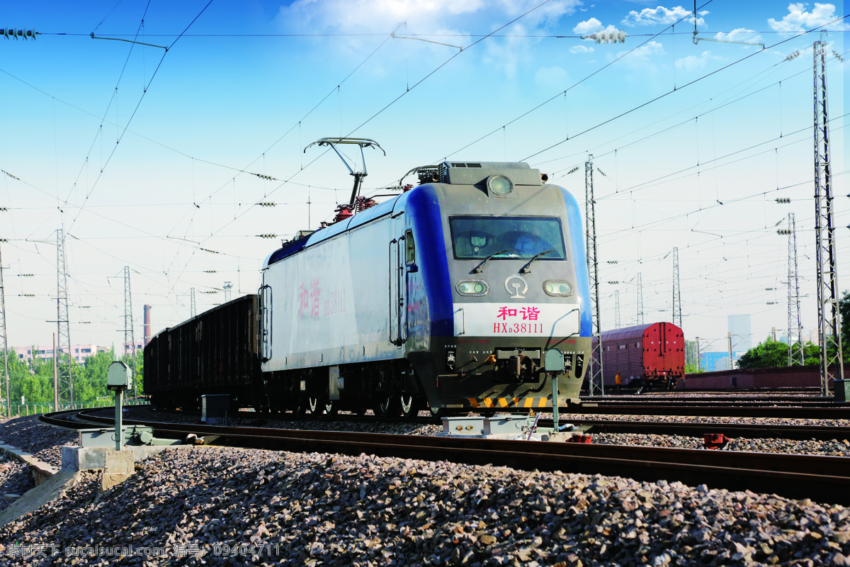 铁路 行驶中的火车 电车 火车道 现代科技 交通工具