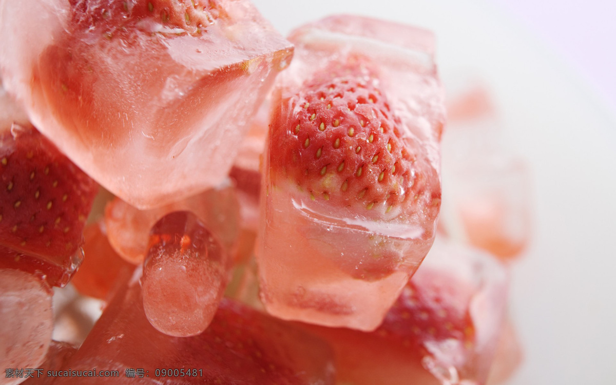 水果 甜点 高清 冰冻草莓 水果甜点图片 清雅 风格 各种 甜品 非常 漂亮 水果美食图片 餐桌上的水果 风景 生活 旅游餐饮