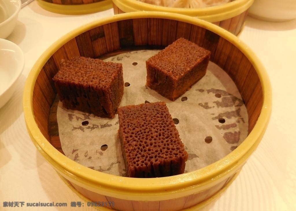 中国小吃 小吃面点 风味小吃 面点主食 蜂巢糕 黑钻蜂巢糕 烤蜂巢糕 四川小吃 蜂巢蛋糕 蜂巢 餐饮美食 传统美食