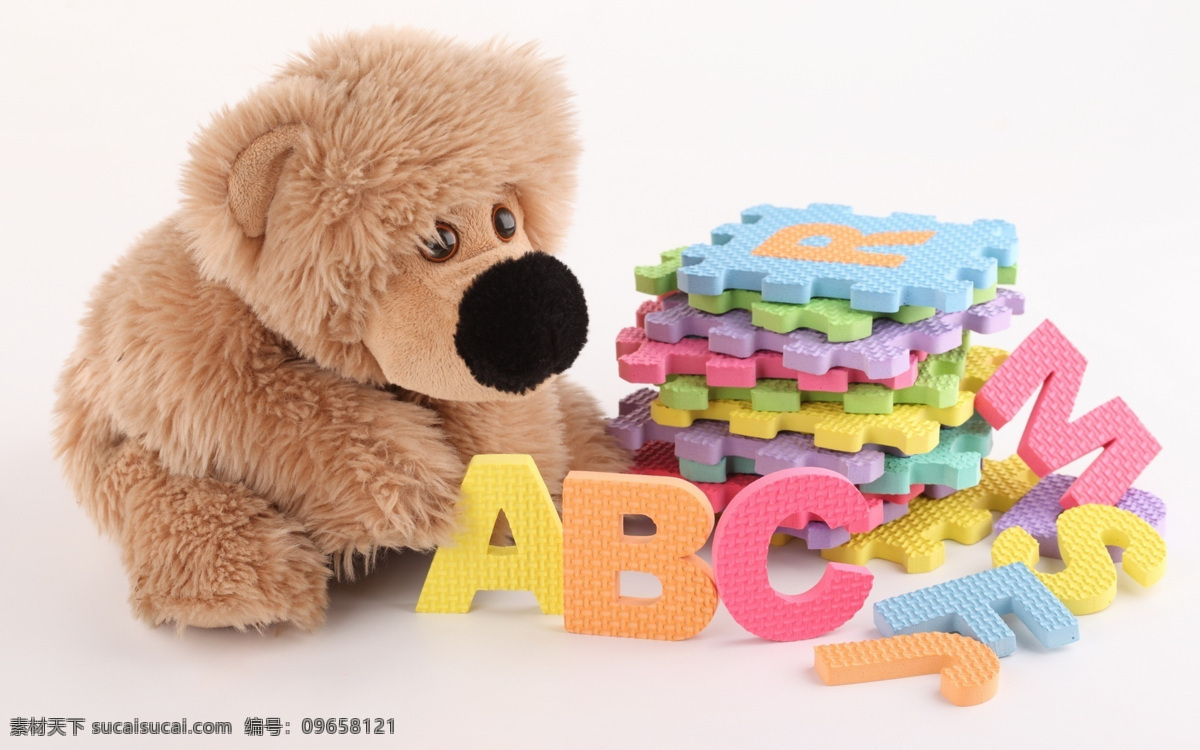 毛绒 小 熊 泡沫 字母 毛绒玩具 儿童玩具 卡通玩具 小熊 泡沫字母 其他类别 生活百科