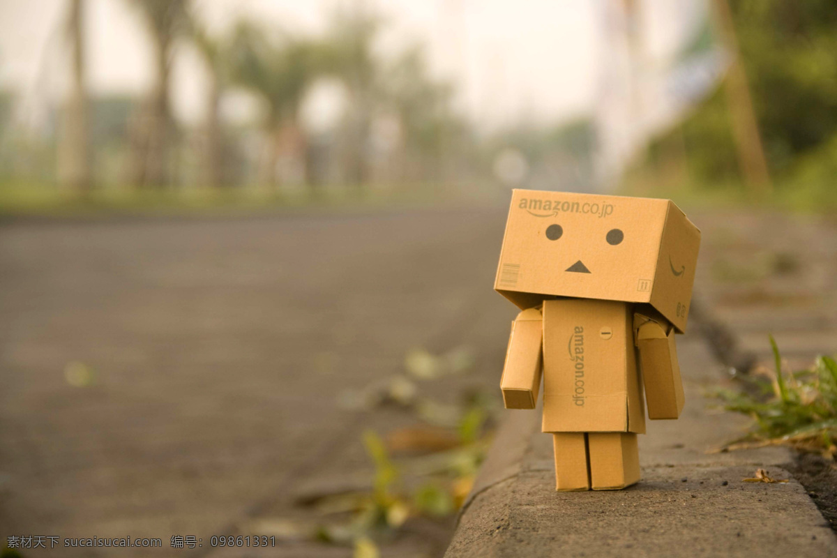 盒子人 生活百科 箱子人 纸箱人 纸箱 人 玩具人 danbo 纸箱人阿楞 箱子小人 阿楞纸箱人 纸箱人素材 psd源文件