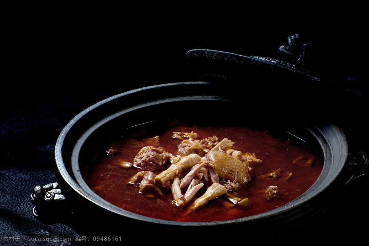 土鸡火锅 鸡子火锅 柴火鸡 干锅鸡 鸡肉 辣椒 菜单 菜谱 菜品 中餐 美食 川菜 湘菜 食材 食物 菜品图片 餐饮美食 传统美食