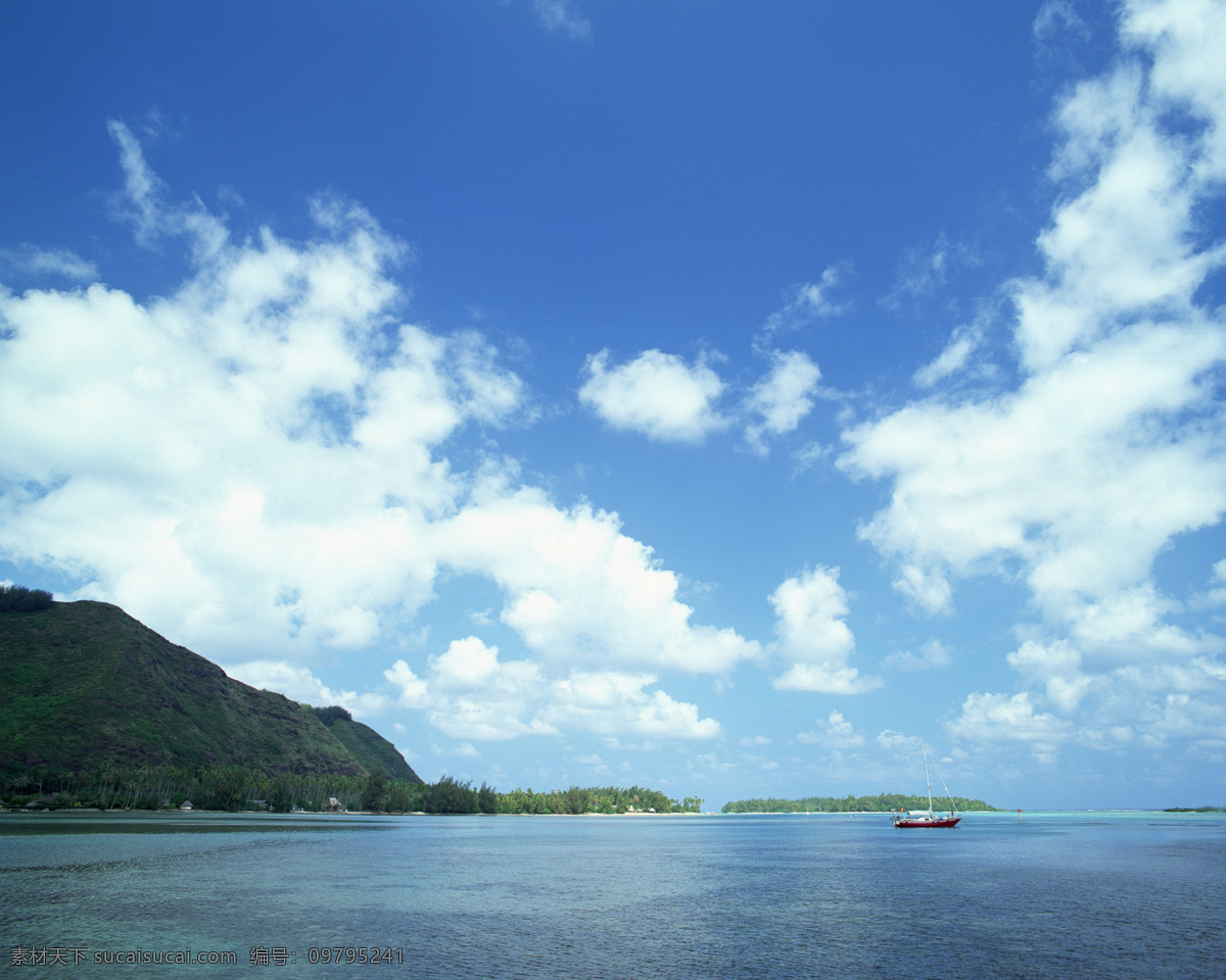 波浪 风光摄影图片 海边 海水 海滩 海洋 蓝色海水 蓝天白云 自然风光 沙滩 小山 自然风景 自然景观 psd源文件