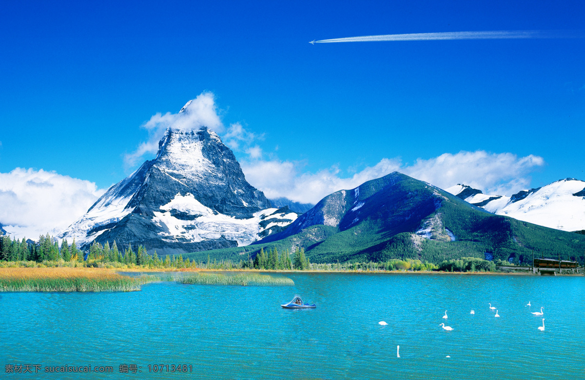 风景 背景色 蓝色 山 河水 天空 山水风景 自然景观