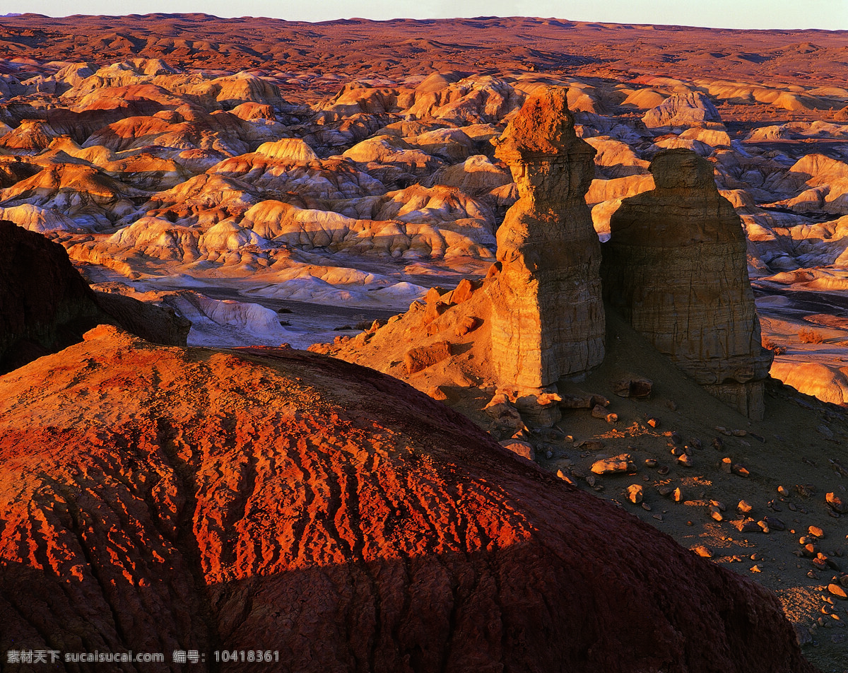 奇台 魔鬼 城 地貌 魔鬼城 地形 新疆 自然景观 自然风景 摄影图库