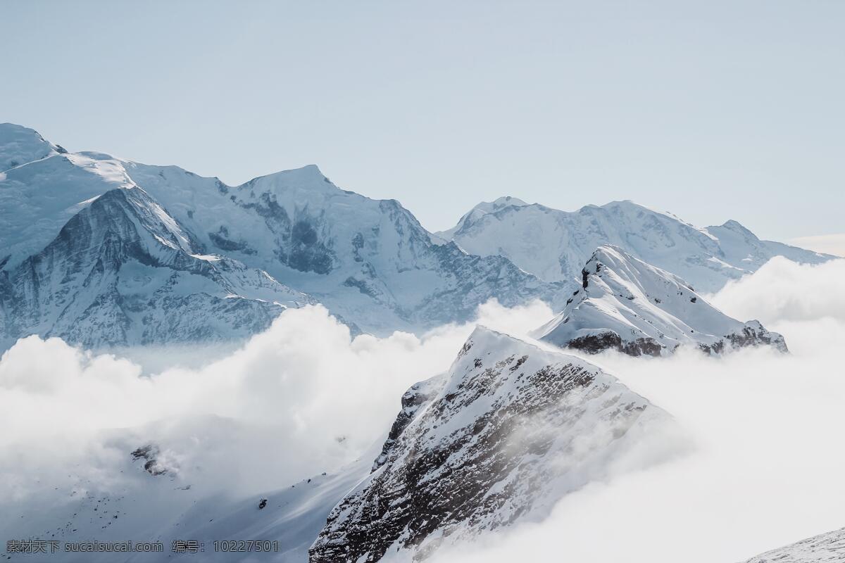 雪山山峰积雪 雪山 积雪 雪山顶 山顶 雪地 冰天雪地 下雪 雪花 冬天 雪景 悬崖峭壁 登山运动 冰川 冰山 玉龙雪山 四姑娘山 山 山峰 彩云 天空 云 云朵 雪峰 大雪山 高原雪山 雪山风光 蓝天 高原 珠峰 昆仑山 珠穆朗玛山 冰块 冰盖 漂浮的冰块 冰岛 移动 固定 著名冰川 自然景观 自然风景