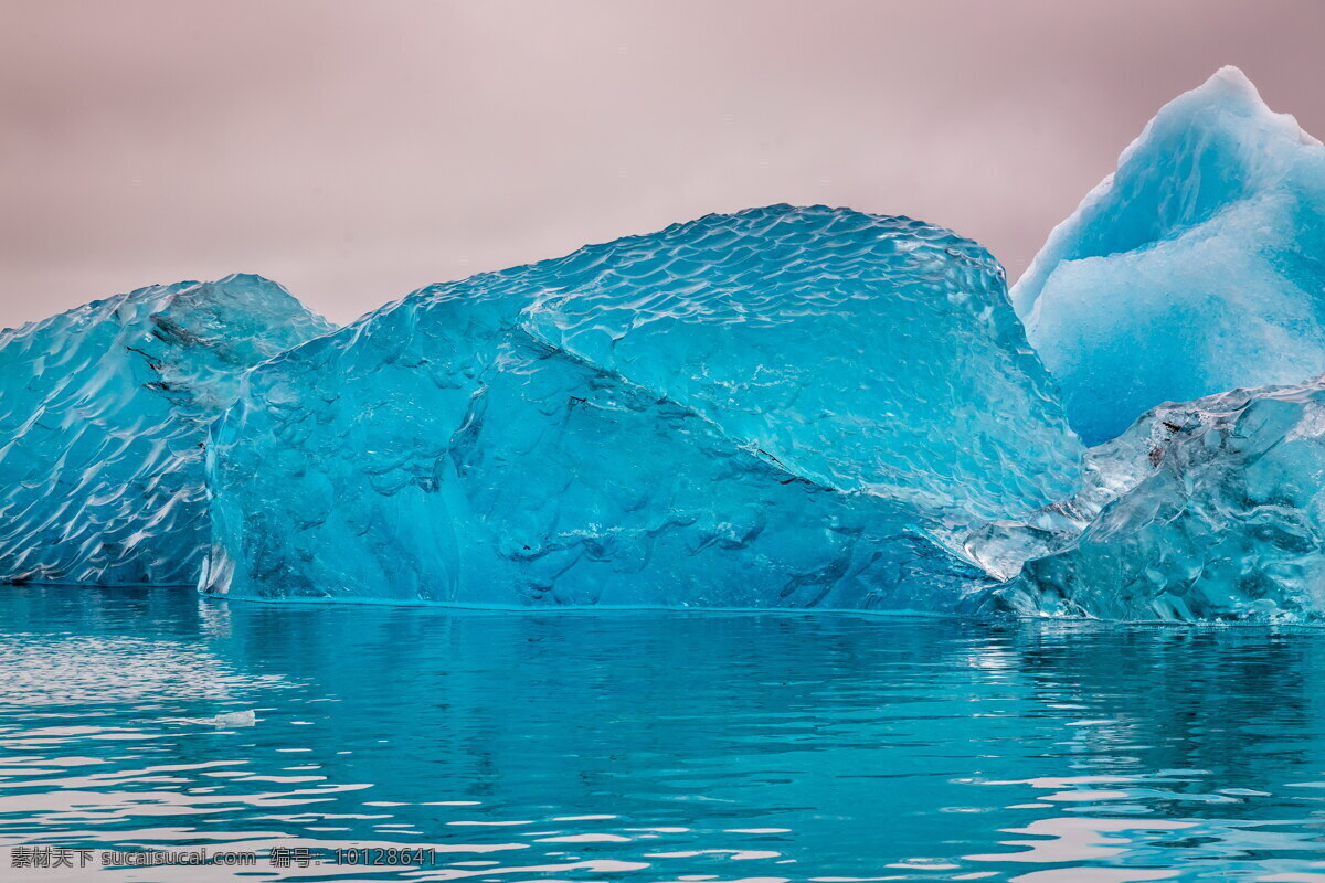 海上 冰川 风景 高清 冰山 冰石 石头 石块 巨石