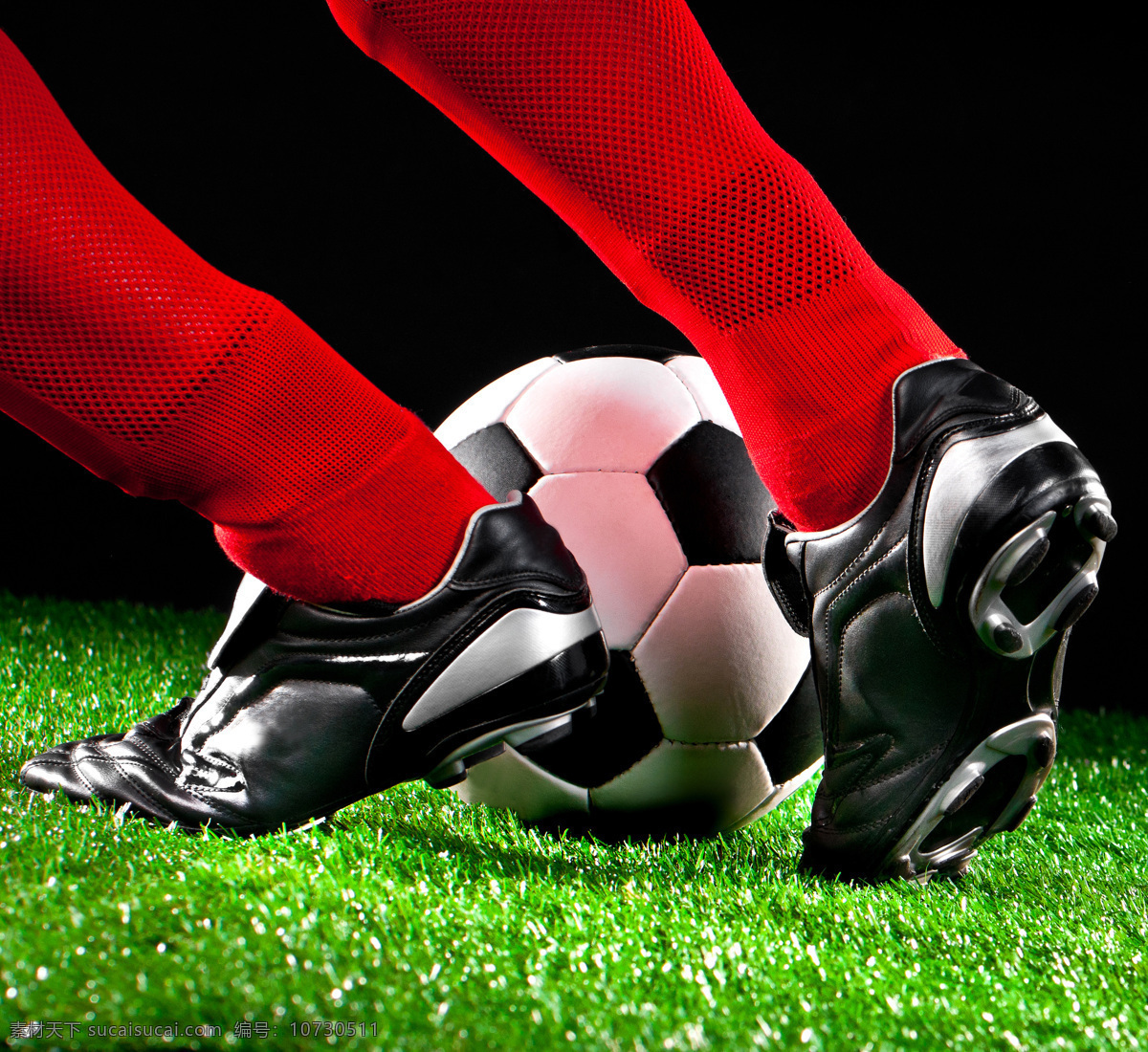 足球鞋 宣传 黑色球鞋 足球 运动 比赛 草地 体育运动 生活百科