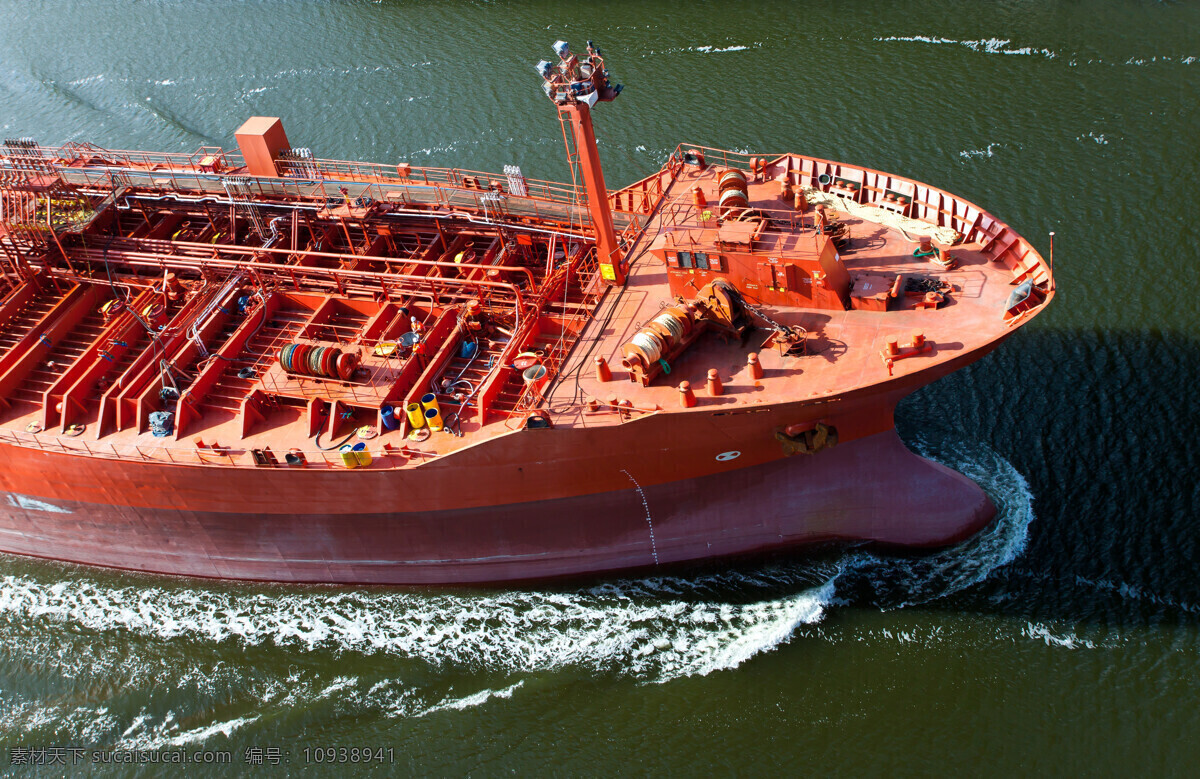 海上 货船 轮船制造 海上的货船 轮船 船舶 交通工具 现代科技 工业科技 交通运输 其他类别 生活百科