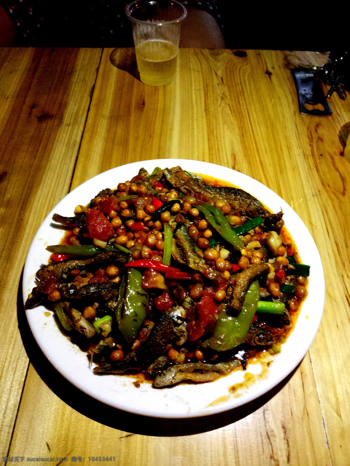 美食 餐饮 黄豆 鱼仔 黄豆焖鱼仔 宵夜 餐饮美食 传统美食