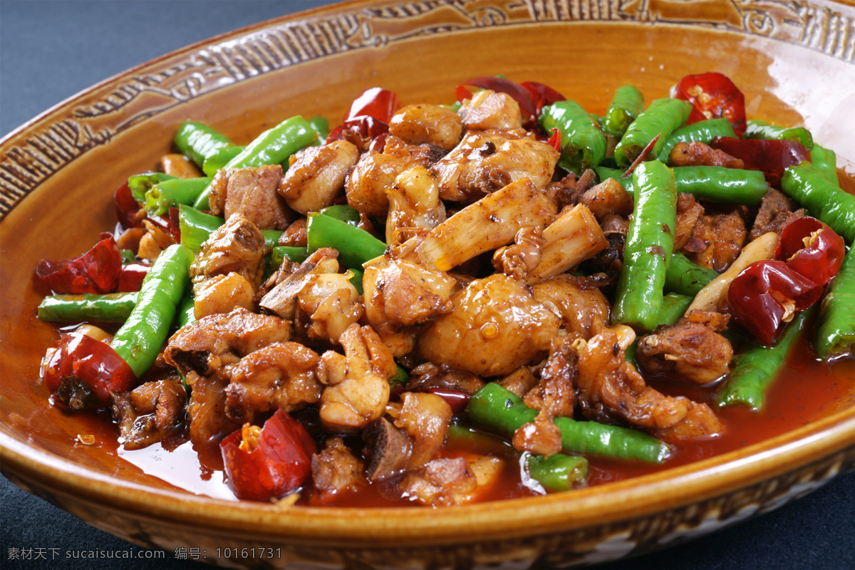 青椒黄焖鸡 美食 传统美食 餐饮美食 高清菜谱用图