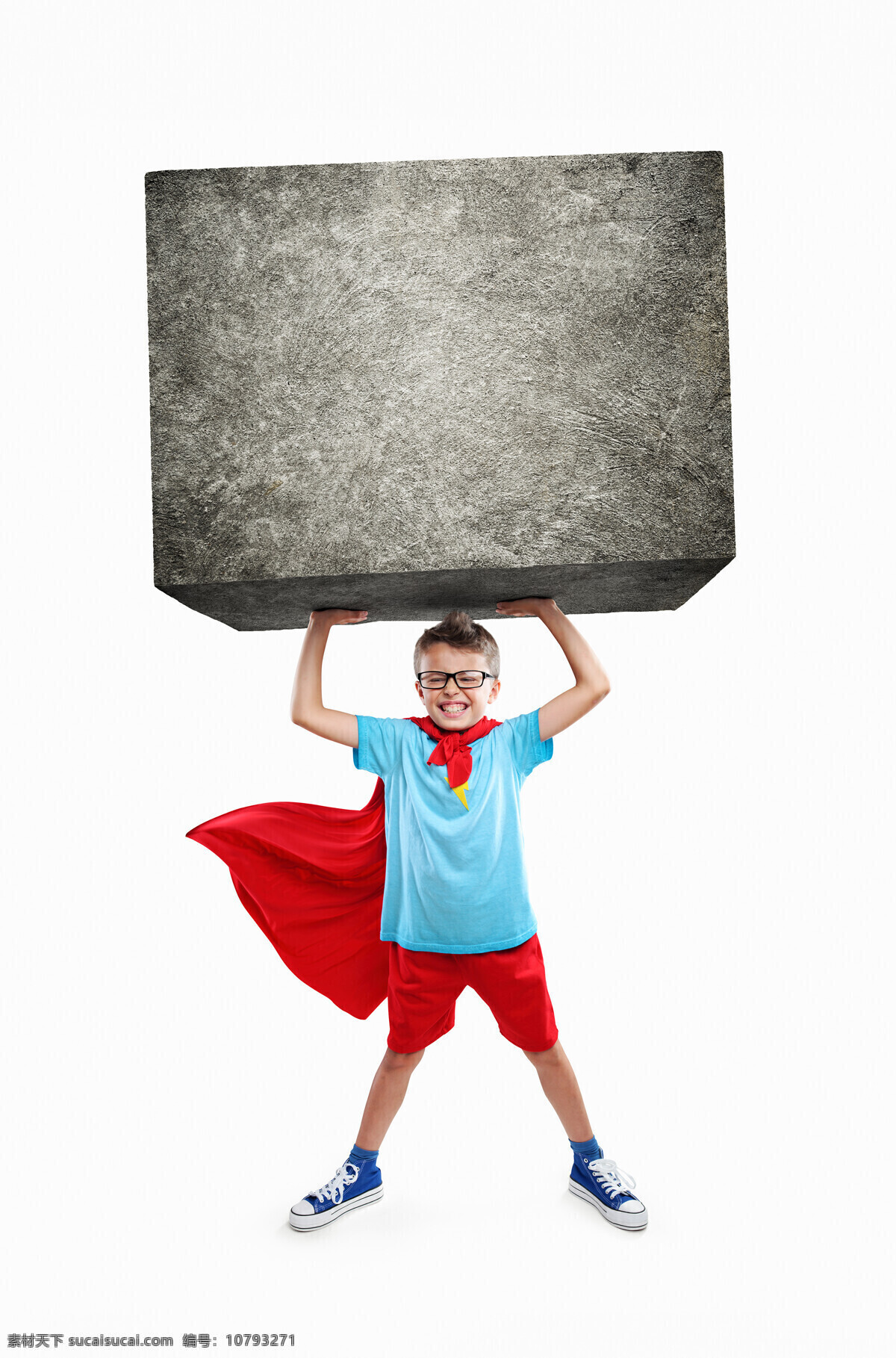 举重 超人 男孩 小英雄 超级英雄 外国男孩 小男孩 儿童超人 披风 儿童图片 人物图片