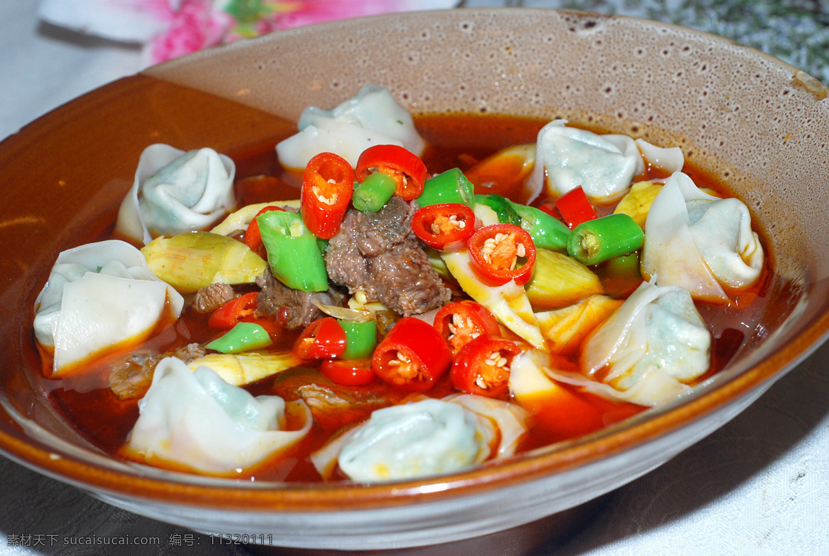 笋尖 牛腩 捞 馄饨 馄 饨 满汉全席 餐饮美食 传统美食