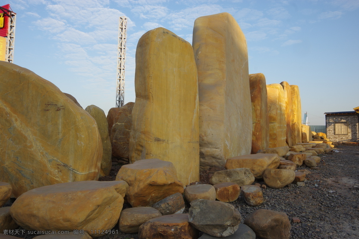 石材 石料 大石 花岗石 装饰石 刻写石 雕刻石 场地 堆场 蓝天 白云 旅游摄影 国内旅游