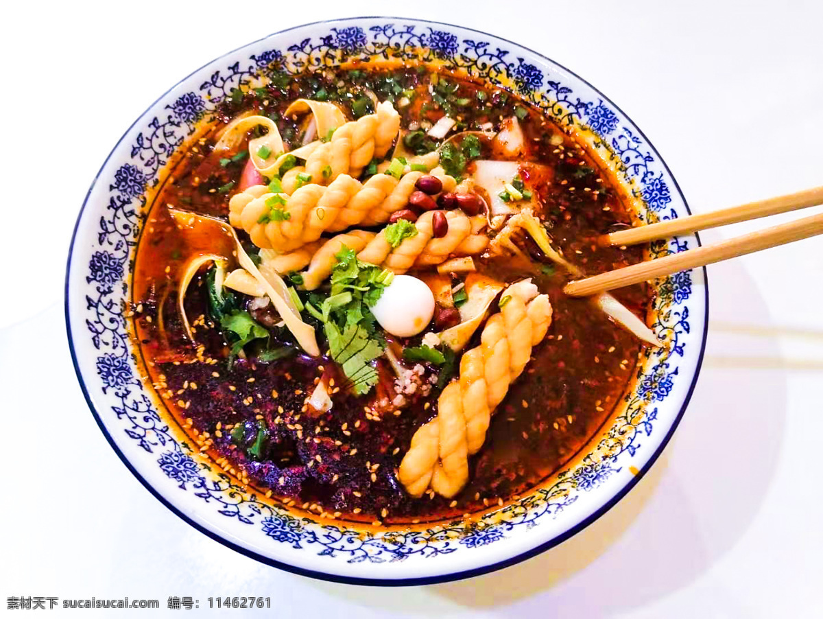 麻辣烫图 碗装 麻辣烫 白色背景 瓷碗 餐饮美食 传统美食