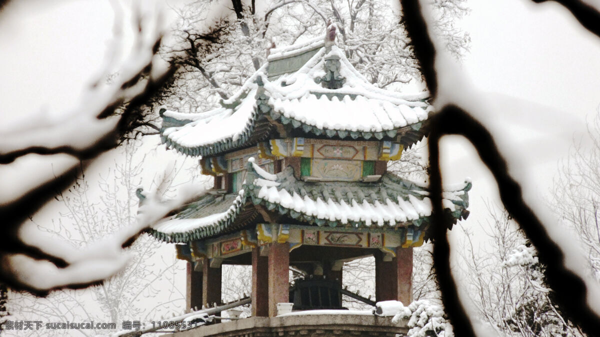 冬季亭台远景 铁索 冬季 雪 积雪 特写 亭子 园林 人文景观 旅游摄影 白色