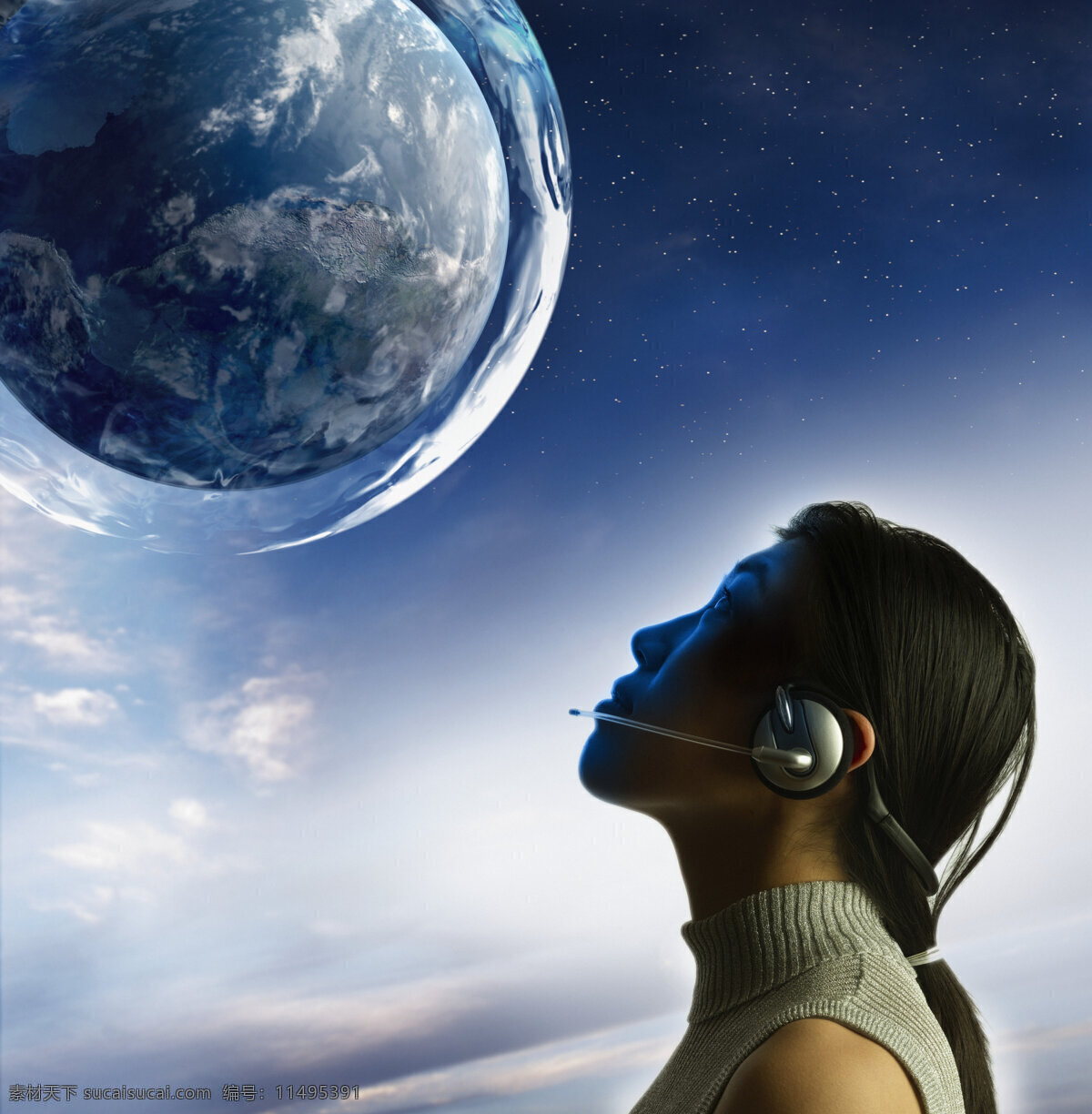 仰望 地球 女性 未来科技 高科技 耳塞 科技海报 抽象 创意 高清图片 地球图片 环境家居