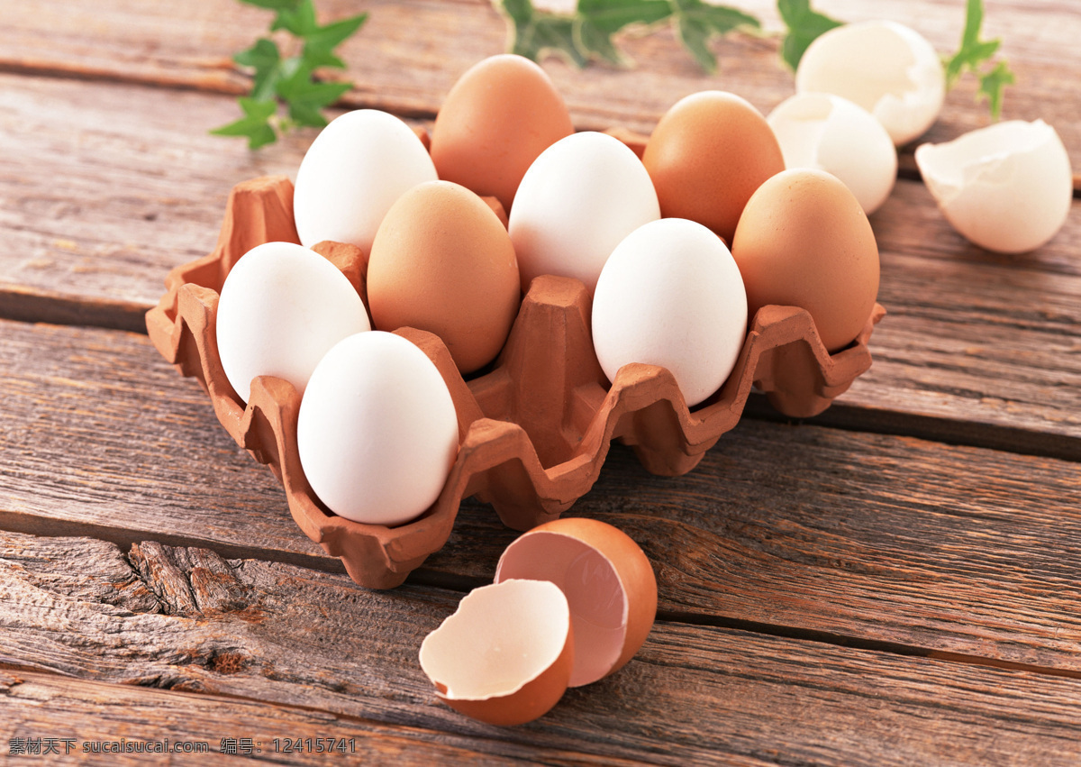 鸡蛋 木板 蛋托 白鸡蛋 红鸡蛋 蛋壳 餐饮美食 摄影图库