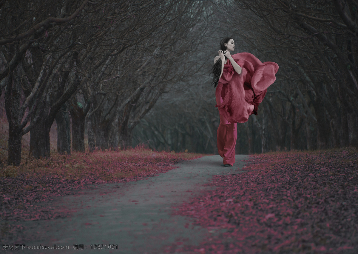 创意摄影 美女 模特 自然 艺术 唯美 梦幻 森林 小路 服装 红色 绿色 环保 复古 写真 主题 大片 设计美女 人物图库 女性妇女