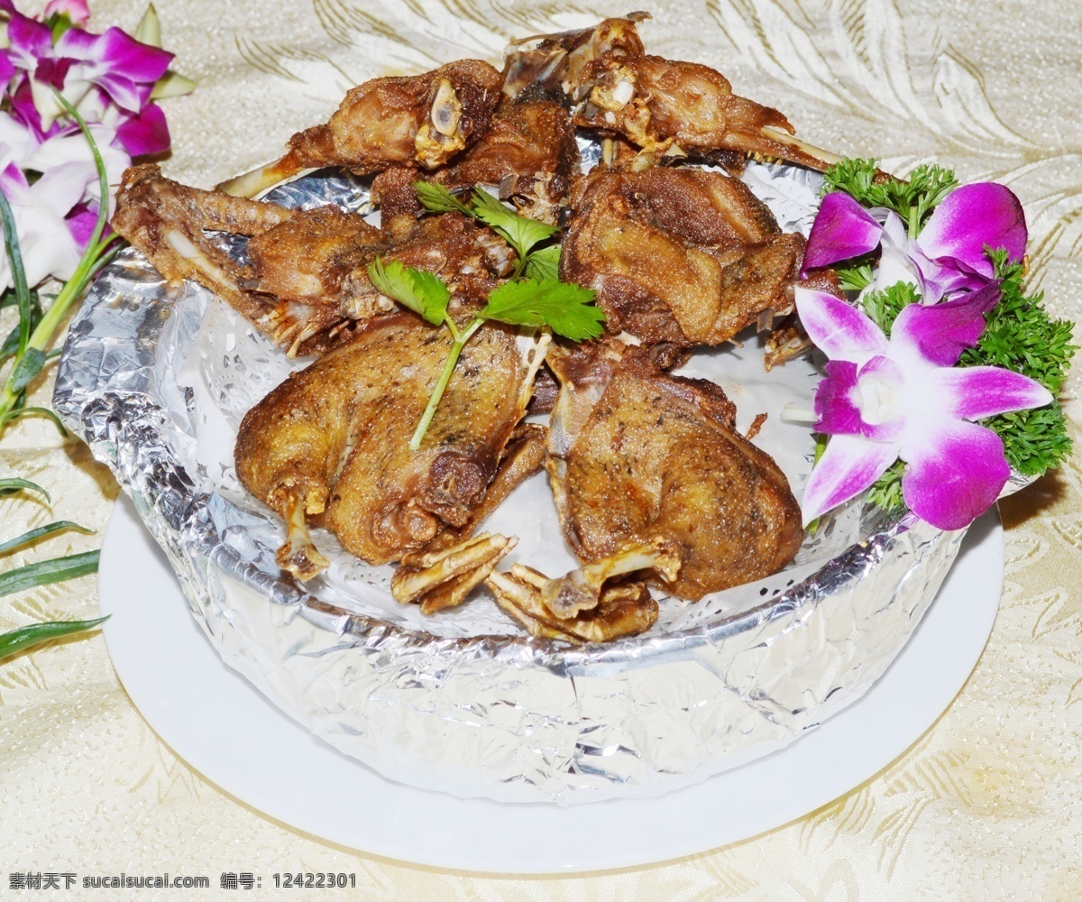 盐焗水鸭仔 盐焗系列 水鸭仔 鸭仔 盐焗鸭 烧腊 传统美食 餐饮美食