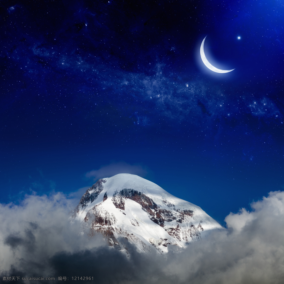 雪山 蓝色 夜空 景色 亮 星空 月亮 星星 云层风景 白云 天空 云海风景 美丽风景 自然美景 风景摄影 天空图片 自然风景 自然景观