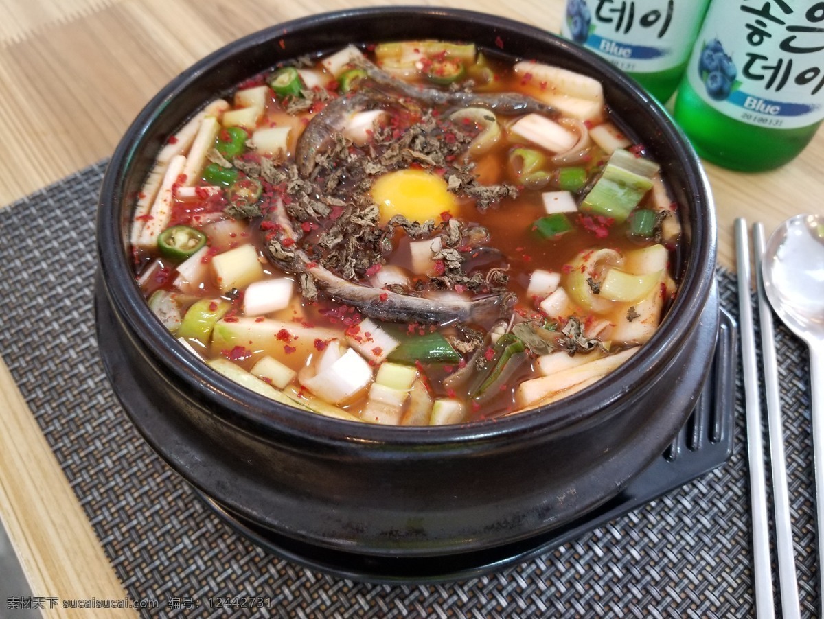 韩式花泥鳅汤 泥鳅 汤 韩式风味 韩国美食 餐饮美食 传统美食