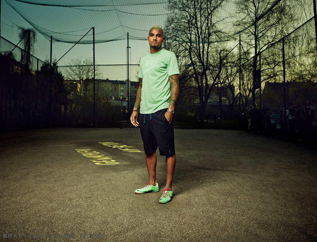 街头 足球 平面广告 nike 明星宣传 体育运动 文化艺术
