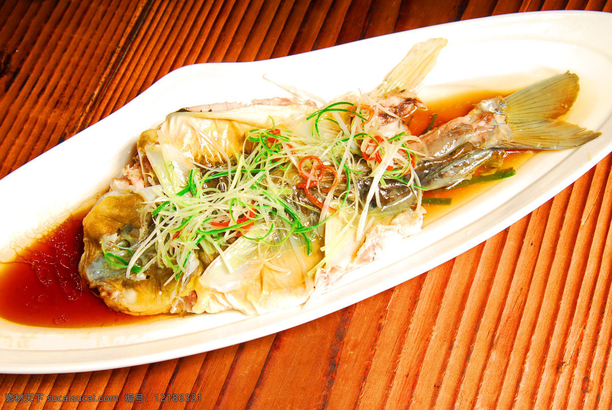 酱汁鱼 鱼 葱丝 辣椒圈 清蒸鱼 餐饮美食 传统美食