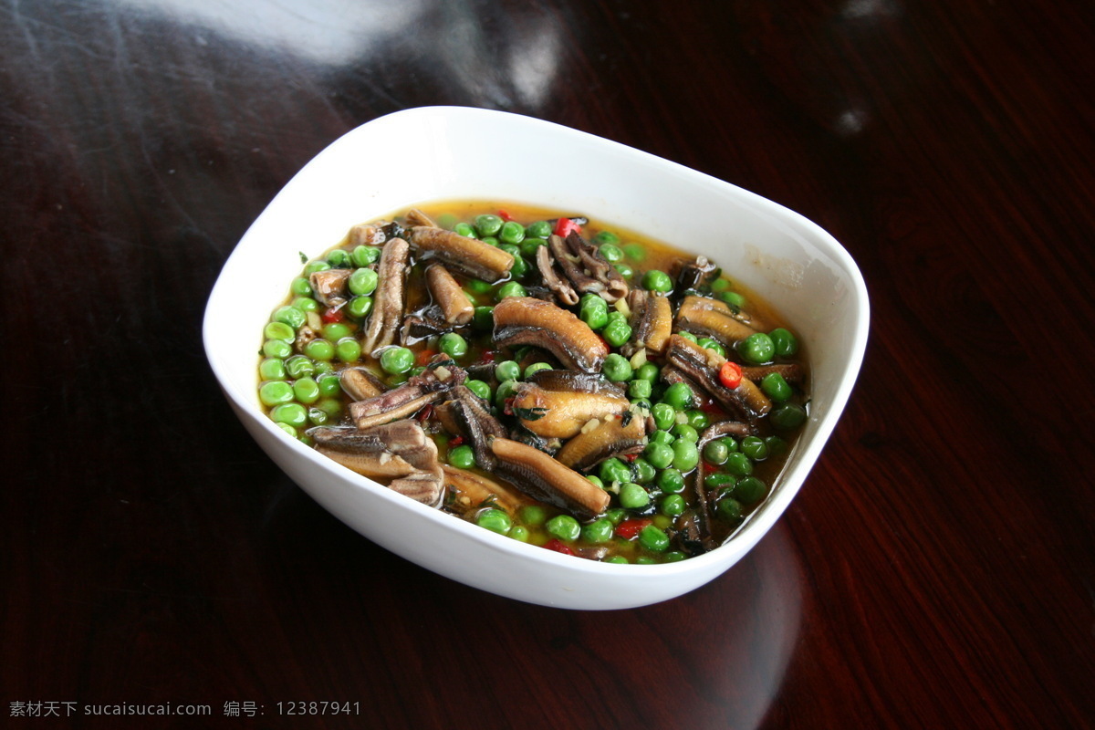 川豆煮鳝鱼 川豆 鳝鱼 美食 传统美食 餐饮美食