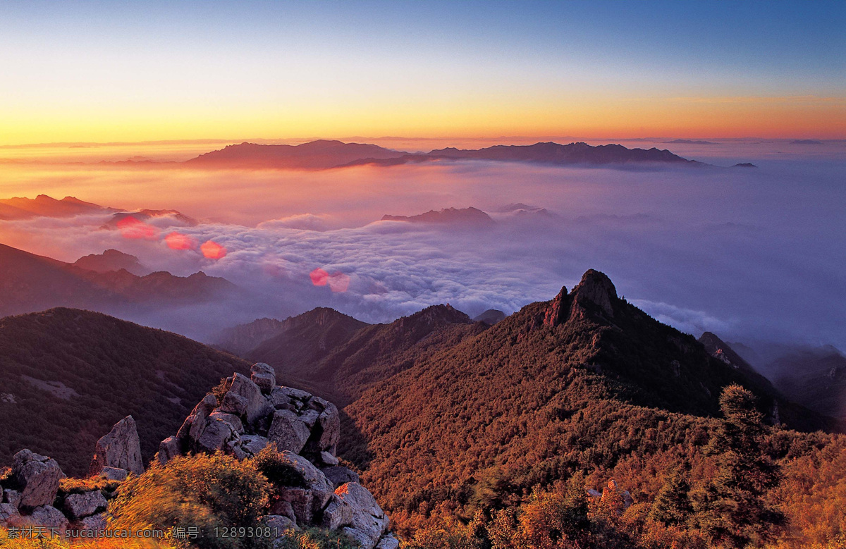 云海 山峰 山脉 云彩 彩霞 天空 树林 林海 自然风景 自然景观