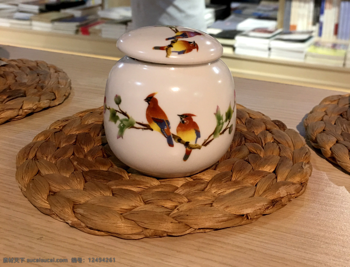 茶具 瓷器 花鸟 摆件 工艺品 茶叶罐 茶叶壶 生活 生活百科 生活素材
