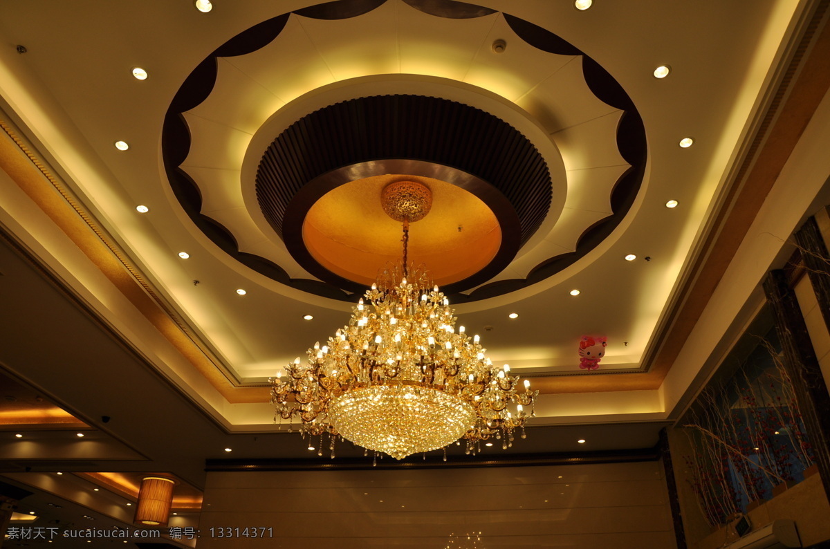 灯火辉煌 大酒店 大堂 灯光 灯具 吊灯 华丽 建筑园林 华灯 室内摄影 装饰素材 灯饰素材