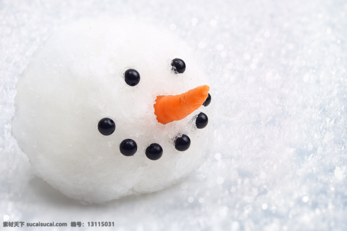 雪地 里 可爱 雪人 圣诞节背景 圣诞节 圣诞节元素 节日庆典 生活百科 白色