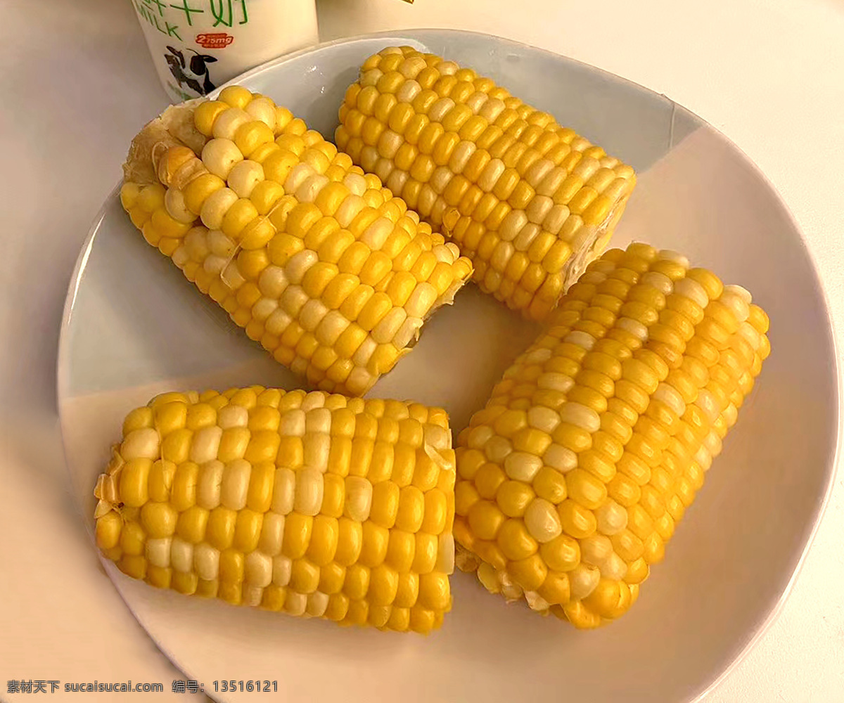 煮玉米 清水玉米 玉米 摆盘玉米 煮熟的玉米 餐饮美食 传统美食