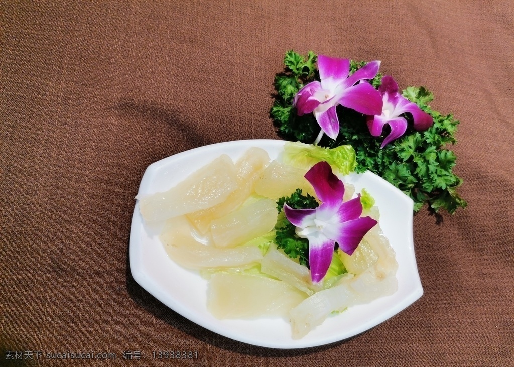 火锅配菜 火锅食材 火锅涮菜 火锅菜品 吃火锅菜品 吃火锅必吃 牛肉 新鲜牛蹄筋 牛蹄筋特写 餐饮美食 食物原料 传统美食
