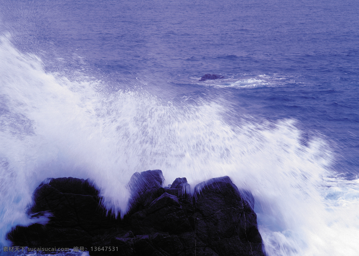 冲击 海 礁 形成 大浪 风景 背景 湖水 波浪 海浪 自然风景 旅游摄影 jpg图片 jpg图库 大海 自然景观 清澈湖水 平 蓝天 下 海礁 其他风光 风景图片