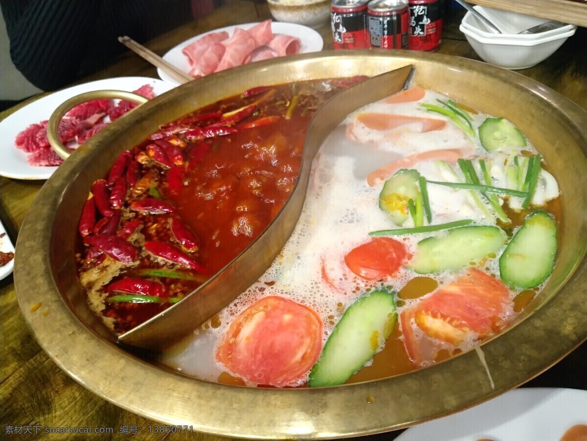 火锅 鸳鸯锅 重庆特色 川味 美食 聚餐 餐饮美食 传统美食