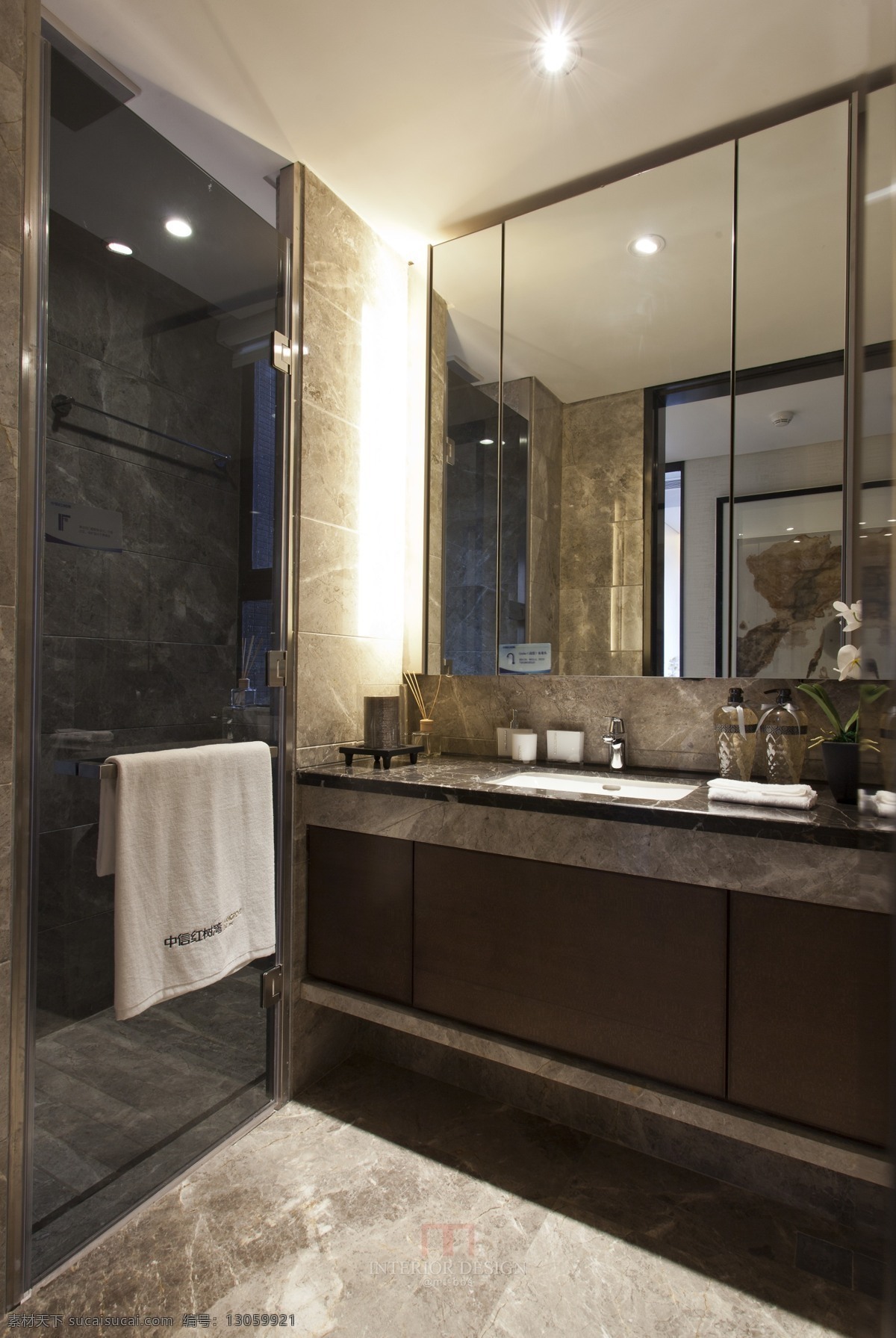 现代 时尚 浴室 深色 瓷砖 背景 墙 室内装修 效果图 浴室装修 瓷砖地板 深色洗手台 方形镜子