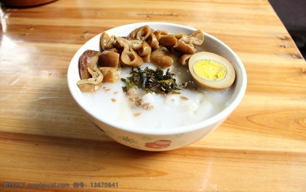 粿汁 潮州小吃 粿条 鸡蛋 豆腐 豆干 河粉 猪肠 猪大肠 卤猪肠 潮汕风味 小吃 餐饮美食 传统美食