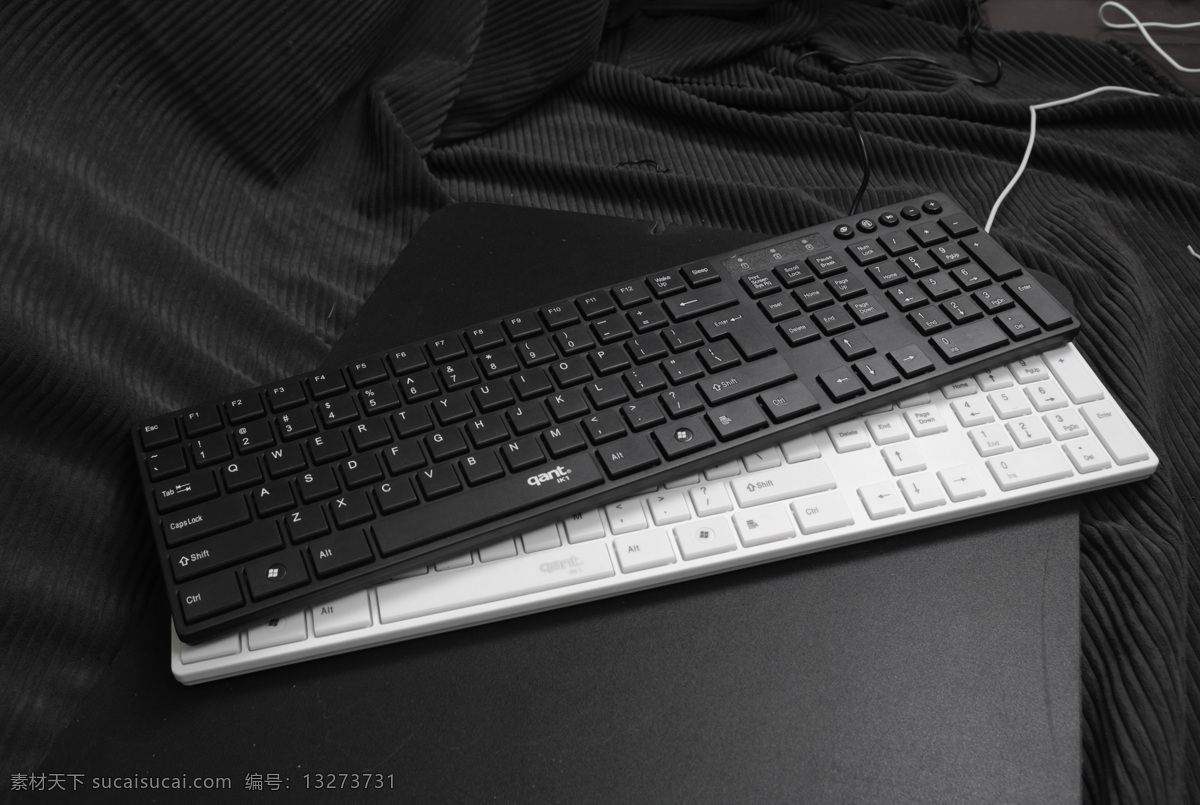 it 大图 电脑配件 电脑网络 黑色 键盘 键盘素材 键盘特写 巧克力键盘 白色键盘 黑色键盘 超薄键盘素材 办公键盘 键盘拍摄 特写 数码 生活百科 游戏键盘 超薄键盘 鼠标
