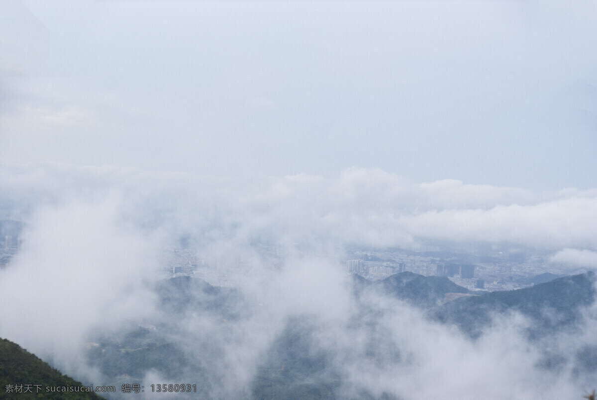 梧桐山的云雾 梧桐山 云雾 仙境 城市 雨后 仙湖 罗湖 云海 自然景观 自然风景 灰色