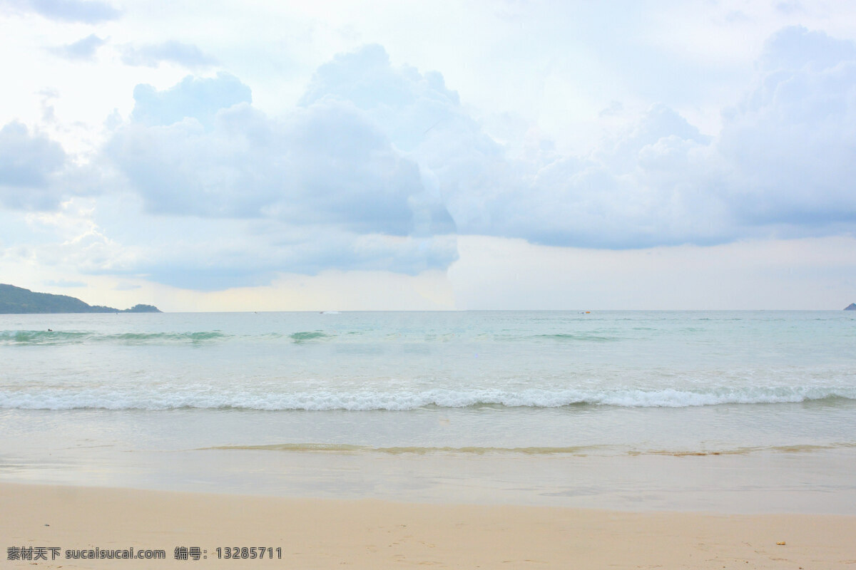 沙滩白云 沙滩 白云 海水 海湾 旅游胜地 自然景观