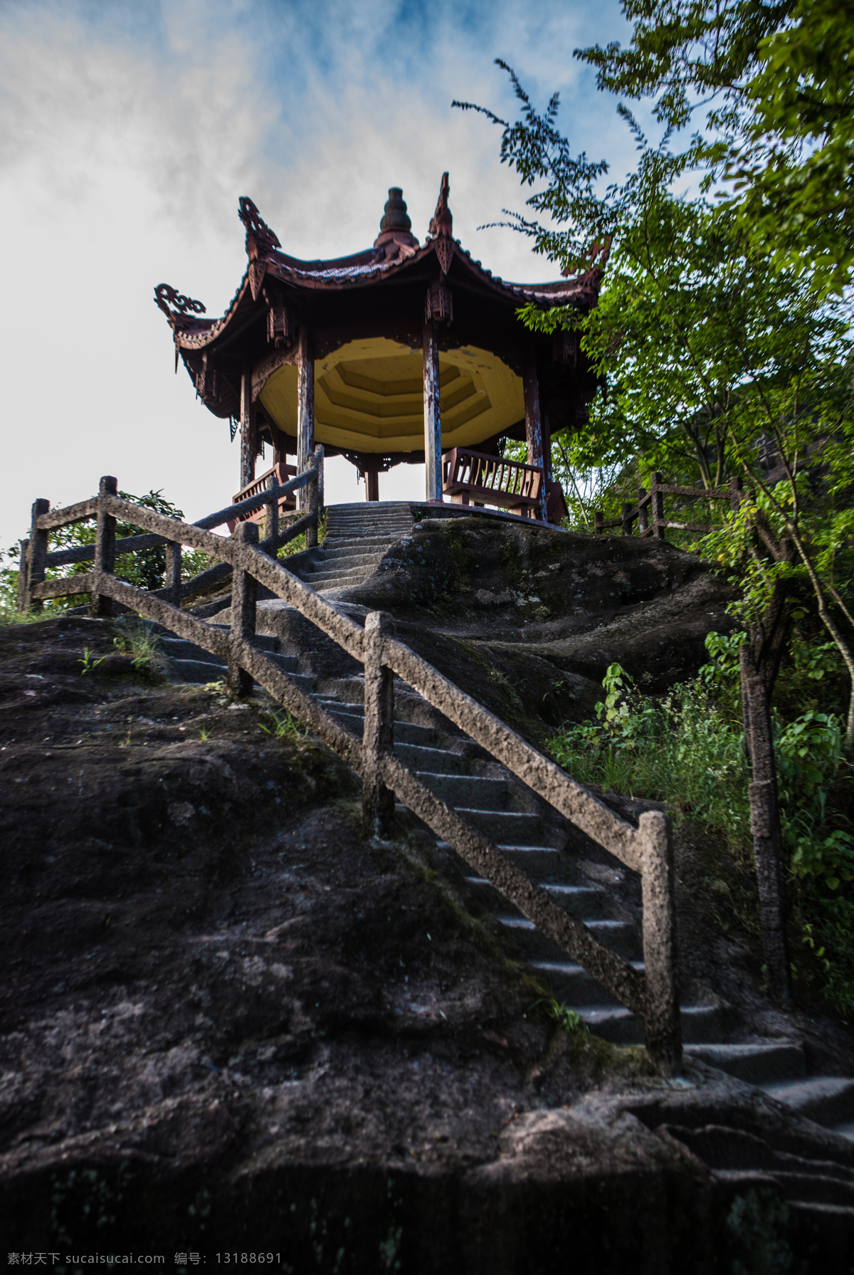 武夷山风景 武夷山 福建 树 蓝天 亭子 石阶 旅游摄影 国内旅游